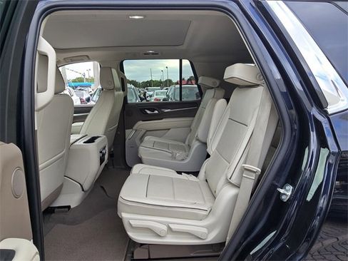 Used 2023 GMC Yukon Denali image 16