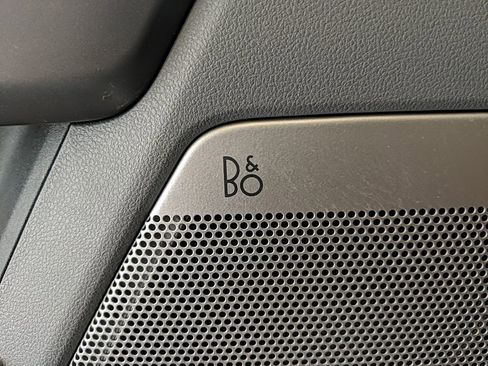 Certified 2025 Ford F150 Lariat w/ Equipment Group 501A Mid image 16