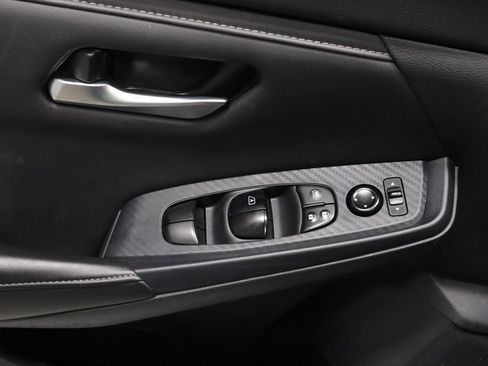 Certified 2024 Nissan Sentra SV FWD image 21