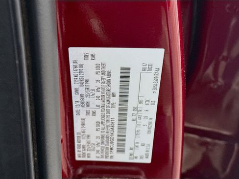 Used 2019 Ford Escape SE image 40