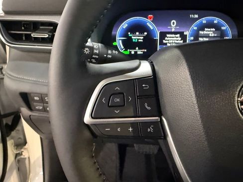 New 2026 Toyota Highlander Platinum image 27