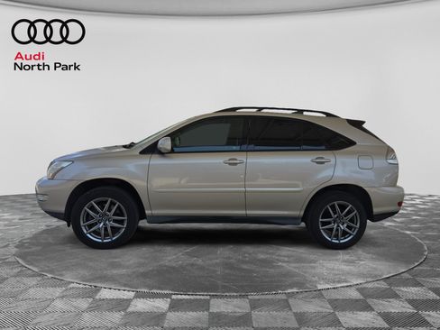 Used 2006 Lexus RX 330 AWD w/ Premium Plus Pkg image 2