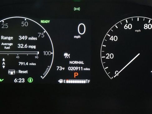 Used 2024 Honda CR-V Sport Touring image 17