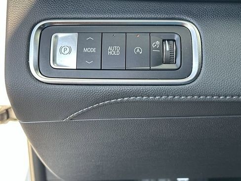Used 2026 Buick Enclave Preferred FWD image 18
