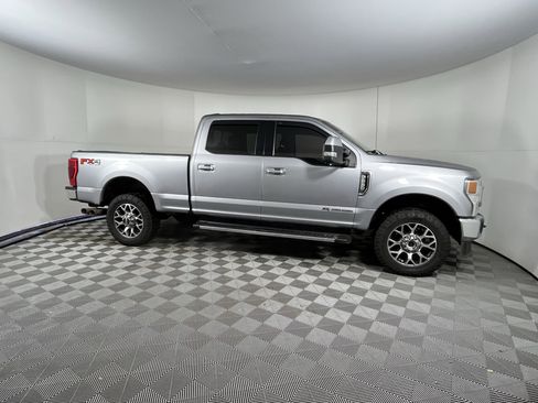 Used 2020 Ford F250 Lariat image 5