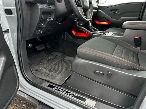 Used 2023 Nissan Frontier PRO-4X w/ Pro Convenience Package image 21