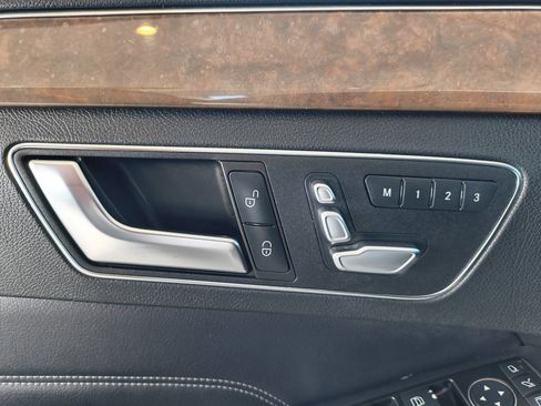 Used 2016 Mercedes-Benz E 350 4MATIC Wagon image 13