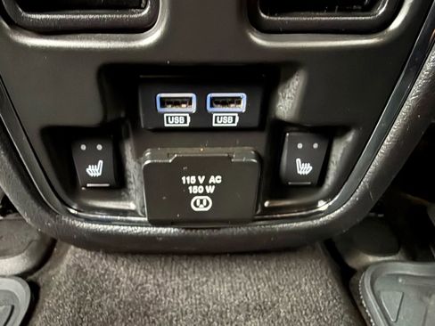 Used 2015 Jeep Grand Cherokee Limited image 36