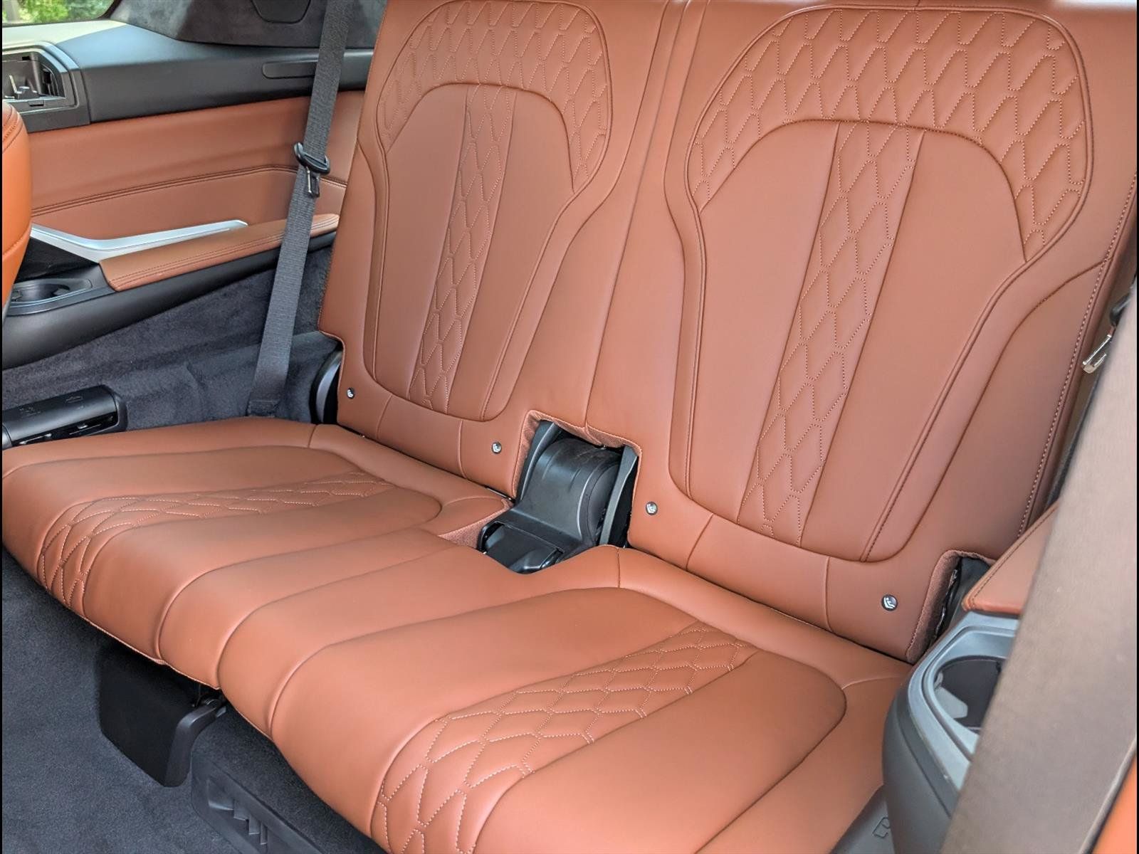Used 2025 BMW X7 M60i AWD/4WD image 15