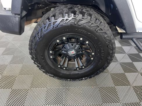 Used 2017 Jeep Wrangler Unlimited Sport w/ Quick Order Package 24S image 25