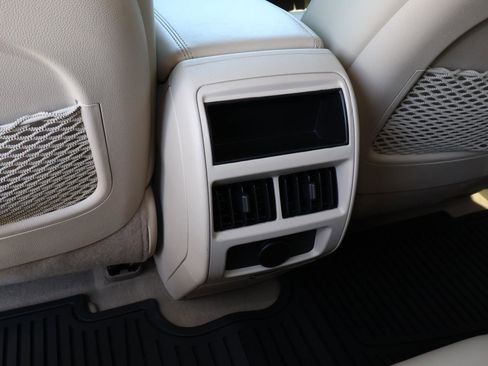 Used 2016 Cadillac SRX Luxury w/ Driver Awareness Package image 18