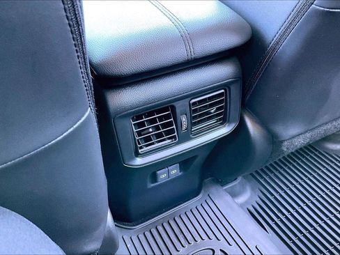 Used 2024 Toyota RAV4 XLE Premium image 29