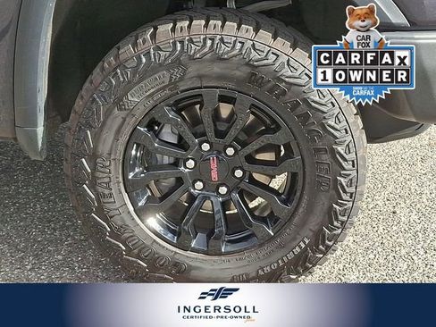 Used 2023 GMC Sierra 1500 AT4X image 9