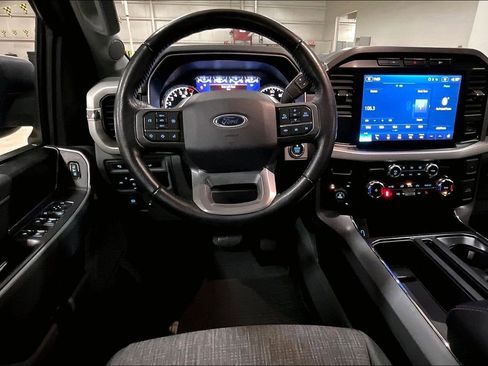 Certified 2022 Ford F150 XLT w/ Equipment Group 302A High image 5