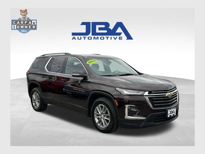 Used 2023 Chevrolet Traverse LT w/ Rear Camera Mirror Package