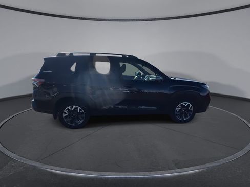 Certified 2025 Subaru Forester Premium w/ Convenience Package #2 image 9