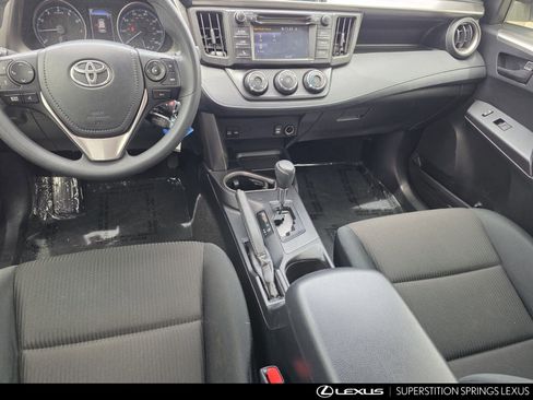 Used 2018 Toyota RAV4 LE w/ Carpet Mat Package FWD image 26