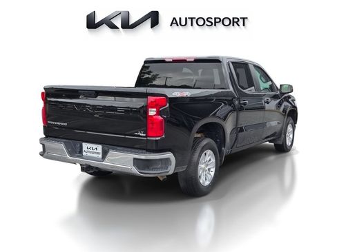 Used 2025 Chevrolet Silverado 1500 LT AWD/4WD image 8