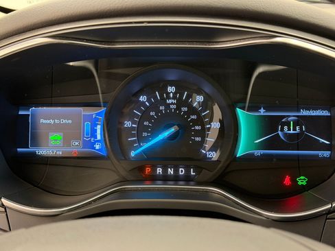 Used 2014 Ford Fusion Titanium FWD image 18