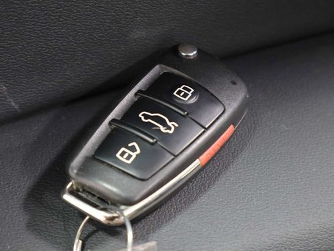 Used 2023 Audi Q3 2.0T Premium Plus w/ Premium Plus Package AWD/4WD image 40