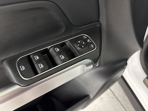 Certified 2026 Mercedes-Benz GLB 250 image 27