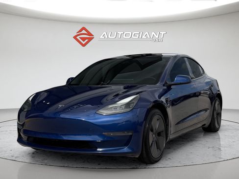 Used 2023 Tesla Model 3 Standard Range RWD image 10