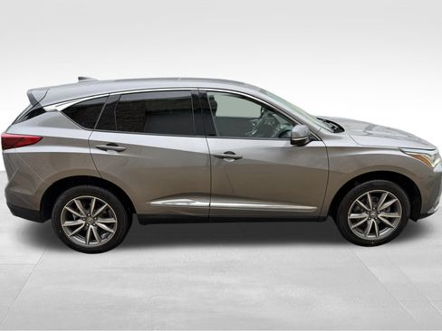 Used 2023 Acura RDX w/ Technology Package image 4