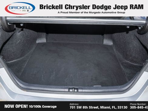 Used 2023 Toyota Camry SE image 9