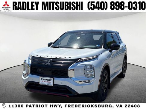New 2026 Mitsubishi Outlander AWD image 1