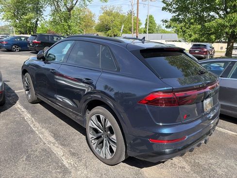 Used 2025 Audi Q8 Premium Plus AWD/4WD image 5