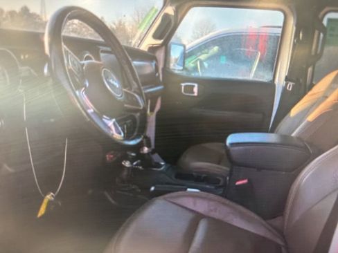 Used 2021 Jeep Wrangler Unlimited Rubicon image 7