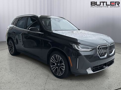 Certified 2025 BMW X3 xDrive30i w/ Premium Package image 5