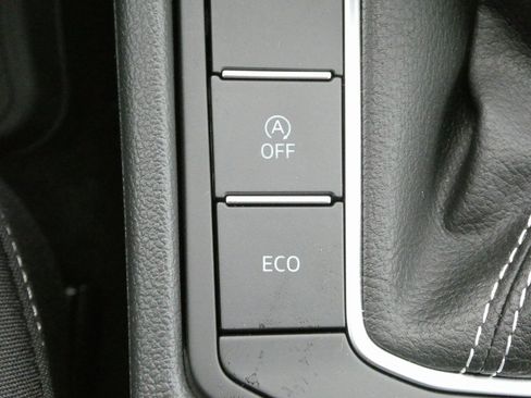 New 2025 Volkswagen Jetta S image 19