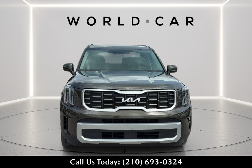 Used 2025 Kia Telluride S FWD image 8
