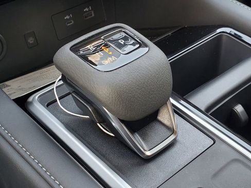 New 2025 Nissan Pathfinder SL w/ Cargo Package image 29