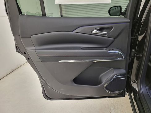 New 2026 Chevrolet Traverse RS w/ LPO, Floor Liner Package image 49