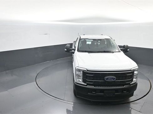 New 2026 Ford F250 XL image 18