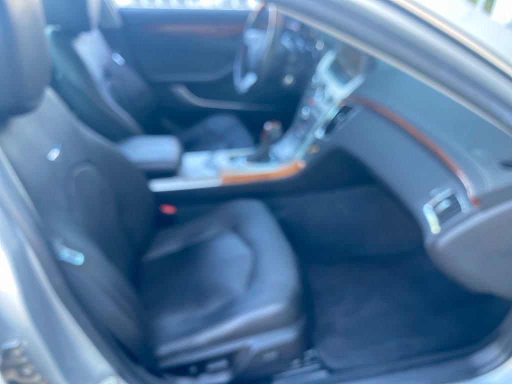 Used 2010 Cadillac CTS Premium RWD image 23