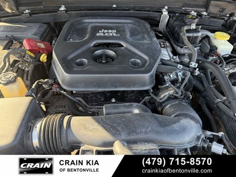 Used 2021 Jeep Wrangler Unlimited Rubicon image 31