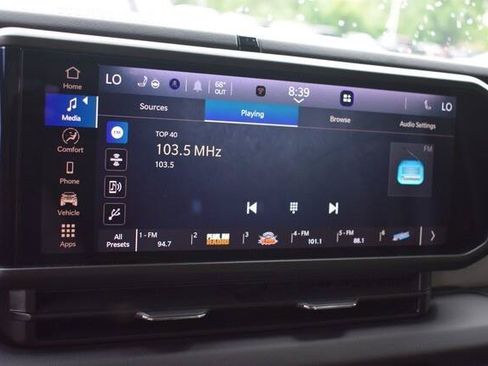 Used 2025 Jeep Wrangler Sahara 4xe AWD/4WD image 31
