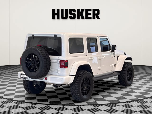 Used 2021 Jeep Wrangler Unlimited Sahara AWD/4WD image 8