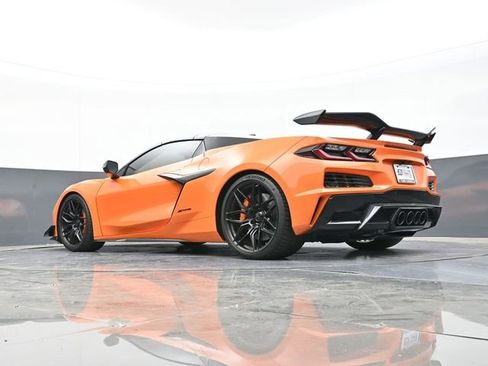 Used 2023 Chevrolet Corvette Z06 w/ Stealth Interior Trim Package image 33