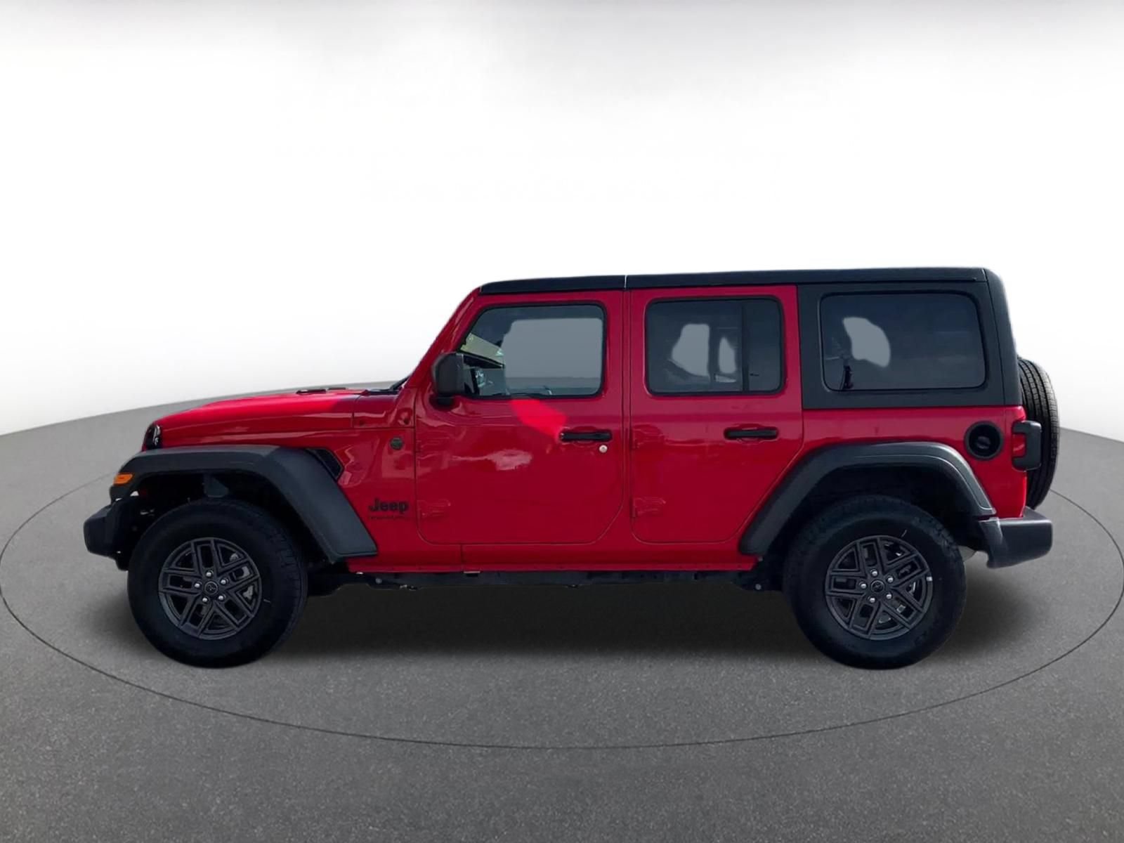 Used 2025 Jeep Wrangler Unlimited Sport AWD/4WD image 8