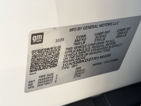 New 2026 Chevrolet Suburban LS RWD image 26