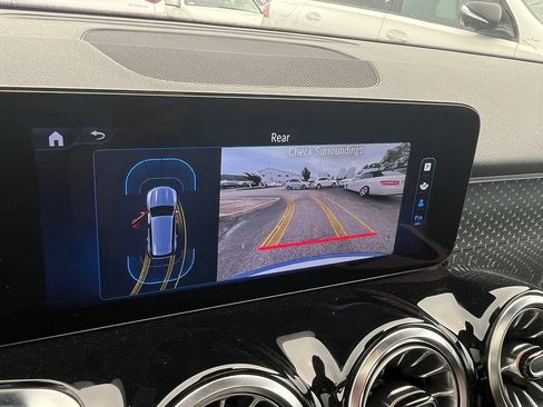 Certified 2024 Mercedes-Benz GLB 250 4MATIC image 25