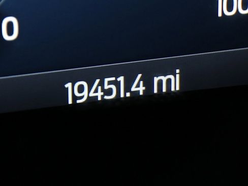 Used 2024 Ford F250 Limited w/ FX4 Off-Road Package image 19