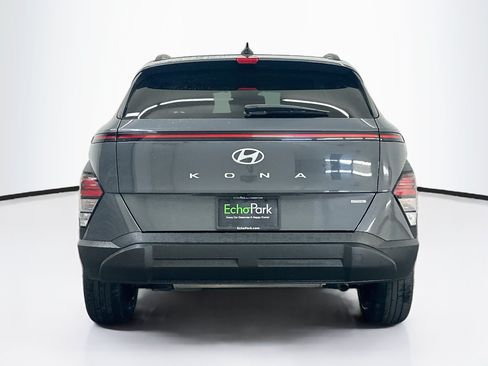 Used 2025 Hyundai Kona SEL AWD/4WD image 7