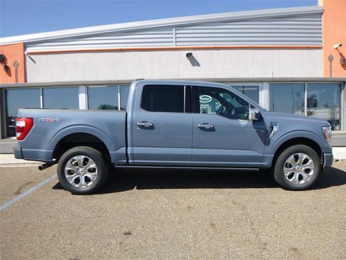 Used 2023 Ford F150 Platinum image 5