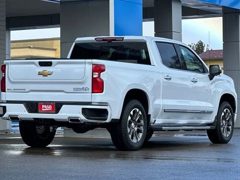 New 2026 Chevrolet Silverado 1500 High Country w/ Technology Package AWD/4WD image 5