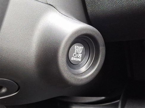 New 2025 RAM ProMaster 2500 w/ Premium Convenience Group image 15